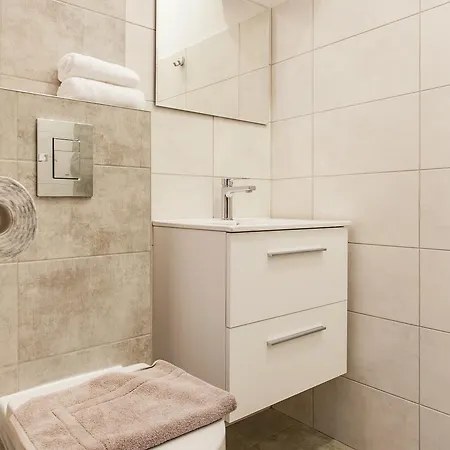 Chrobrego Przy Plazy *